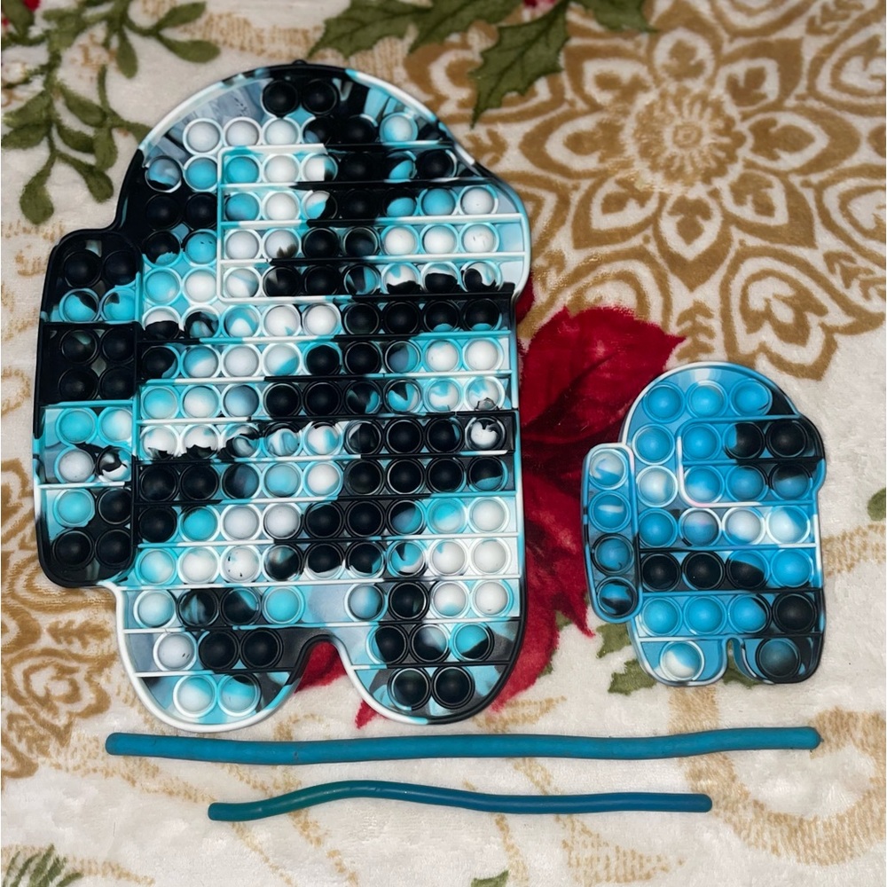 4 fidgets